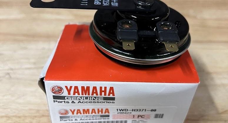 Genuine Yamaha MT03 18/R3 16/XMAX 300 18 Horn