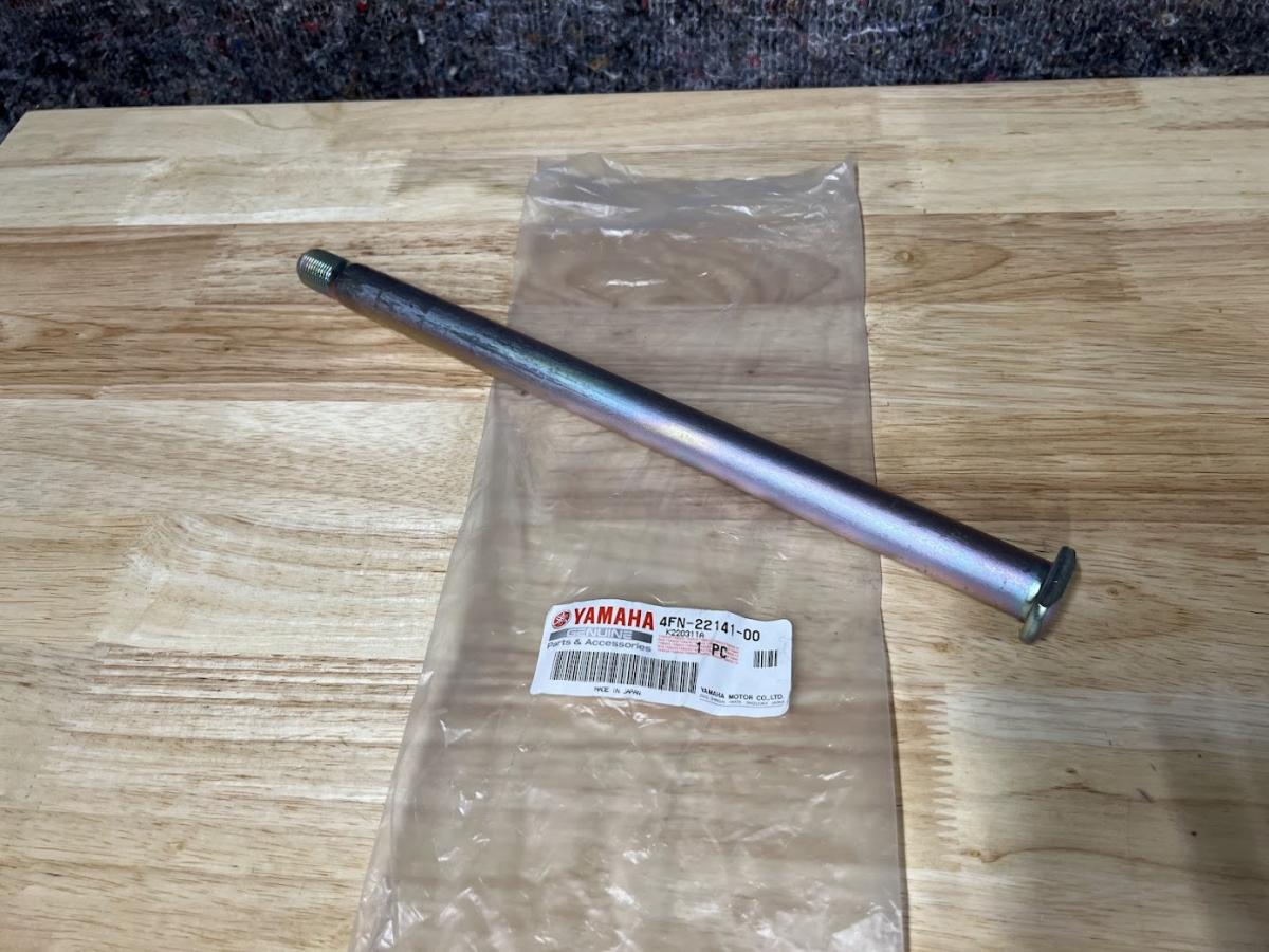 Yamaha MT07 2014-19 Swingarm Spindle Pivot Bolt