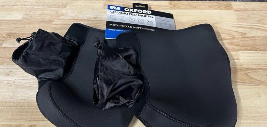 Oxford Commuter Muffs