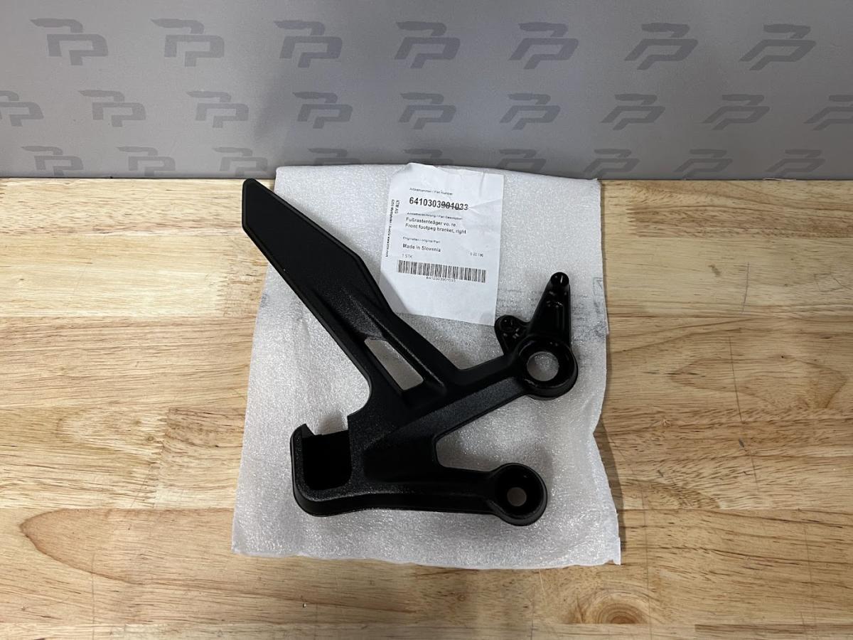 KTM 790 890 Duke 2018-2023 Right Footrest Bracket