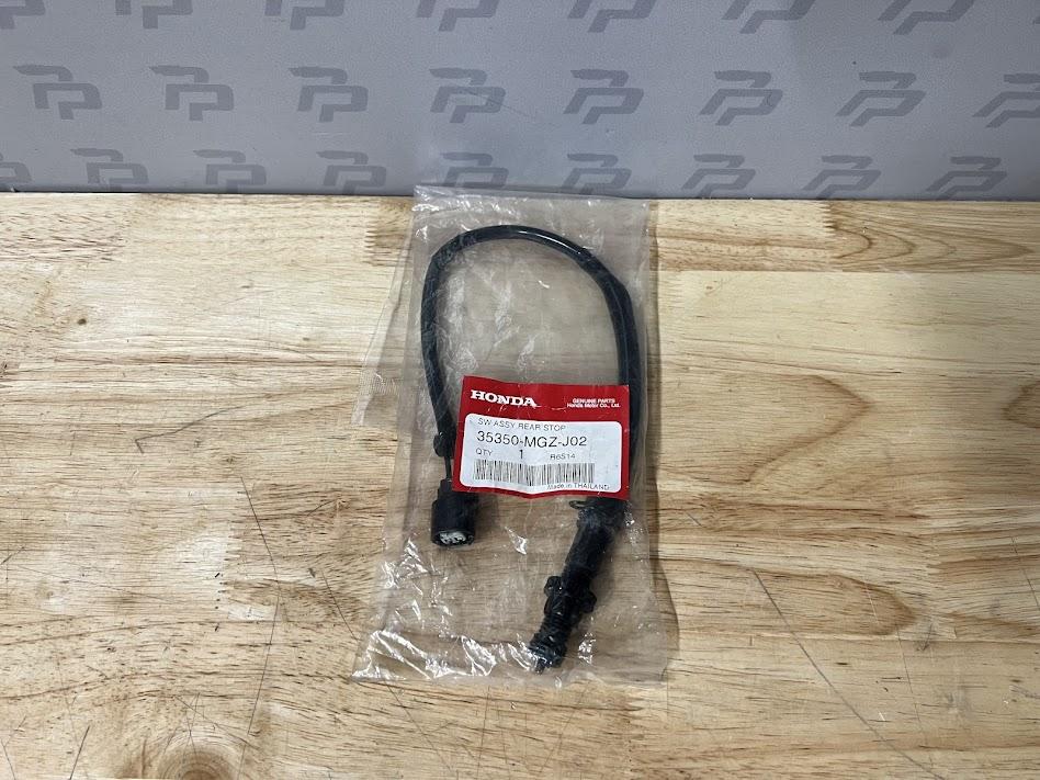 NOS Genuine Honda CB500 F/R/X 2013-2018 Rear Brake Light Switch