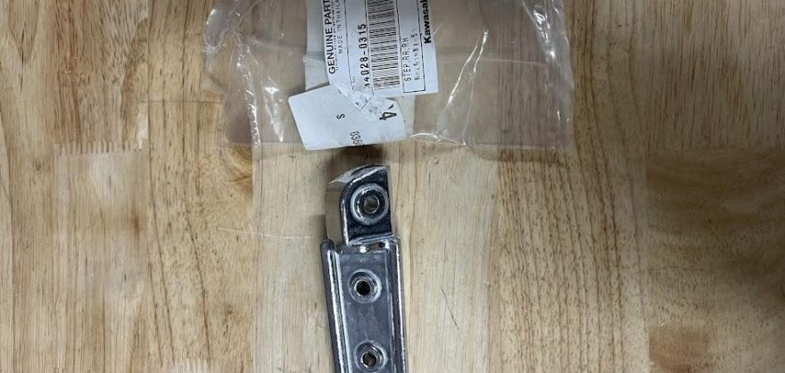 Kawasaki ER6F 2011-2014 RH Rear Footrest Step